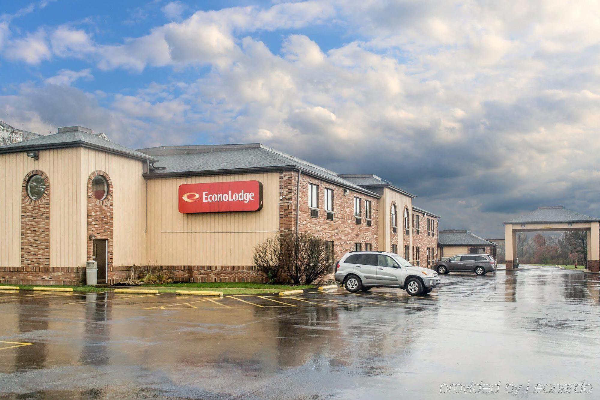 Econo Lodge Cleveland Southeast - Kent Streetsboro Bagian luar foto