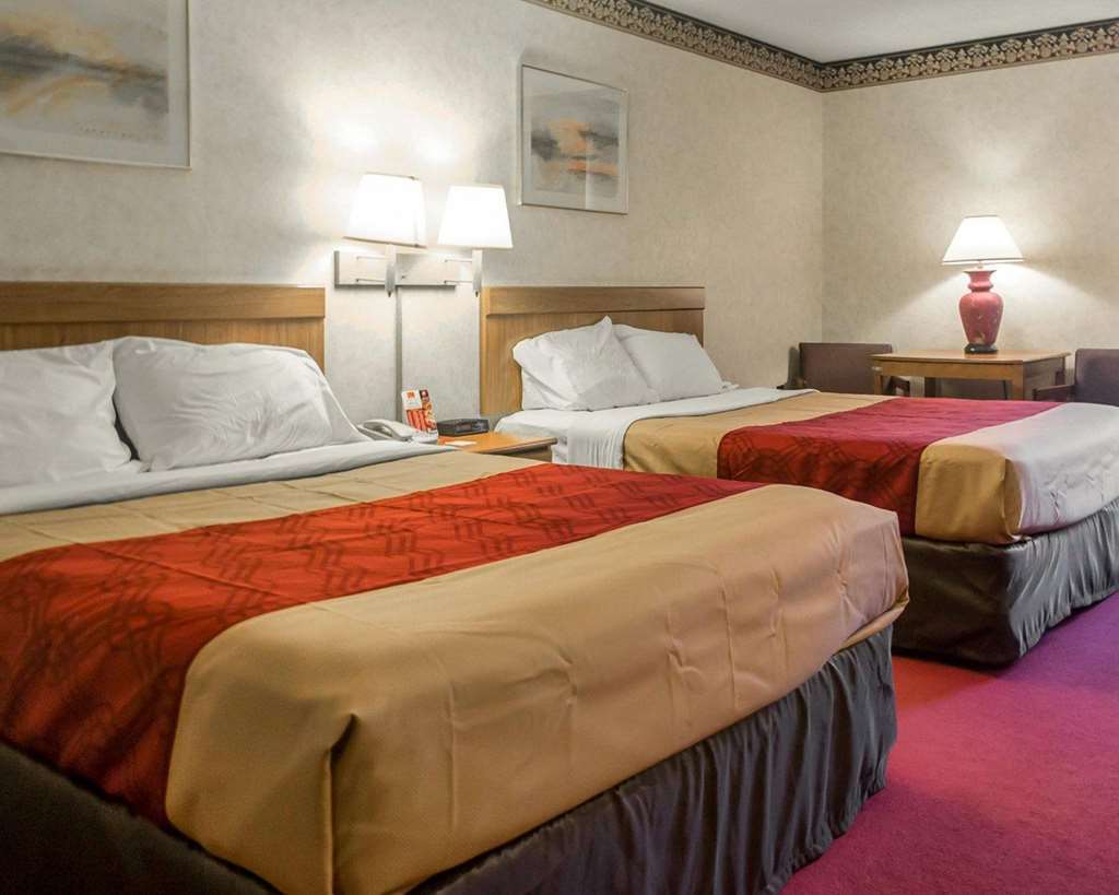 Econo Lodge Cleveland Southeast - Kent Streetsboro Ruang foto